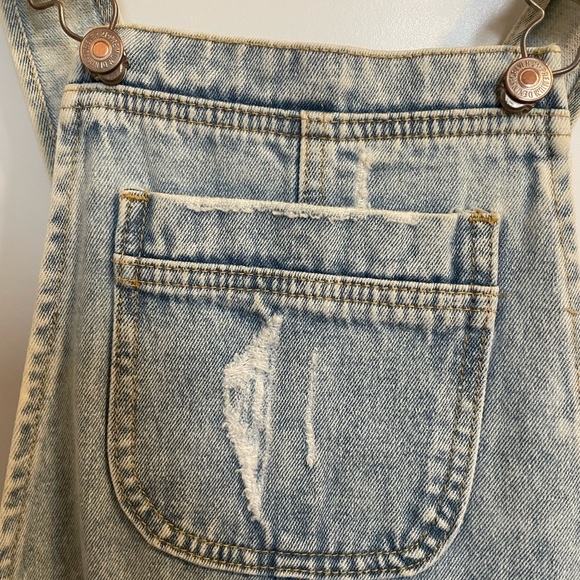 Denim overall skirt - Picture 3 of 5